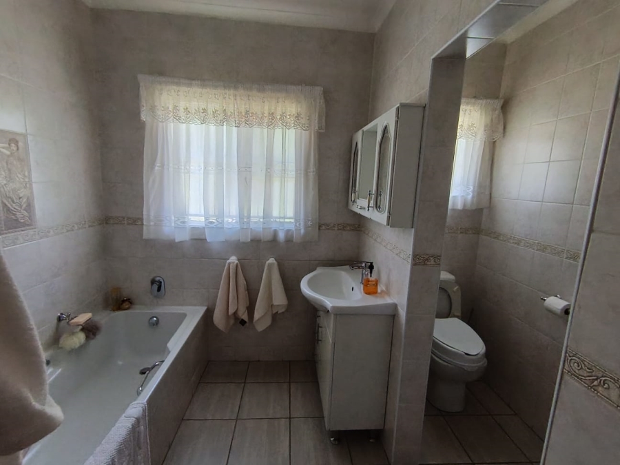 3 Bedroom Property for Sale in Fichardt Park Free State